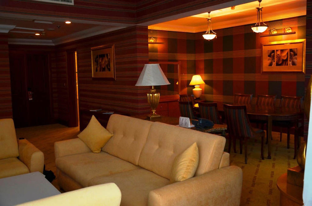 Grand Hotel Europe Baku Bagian luar foto