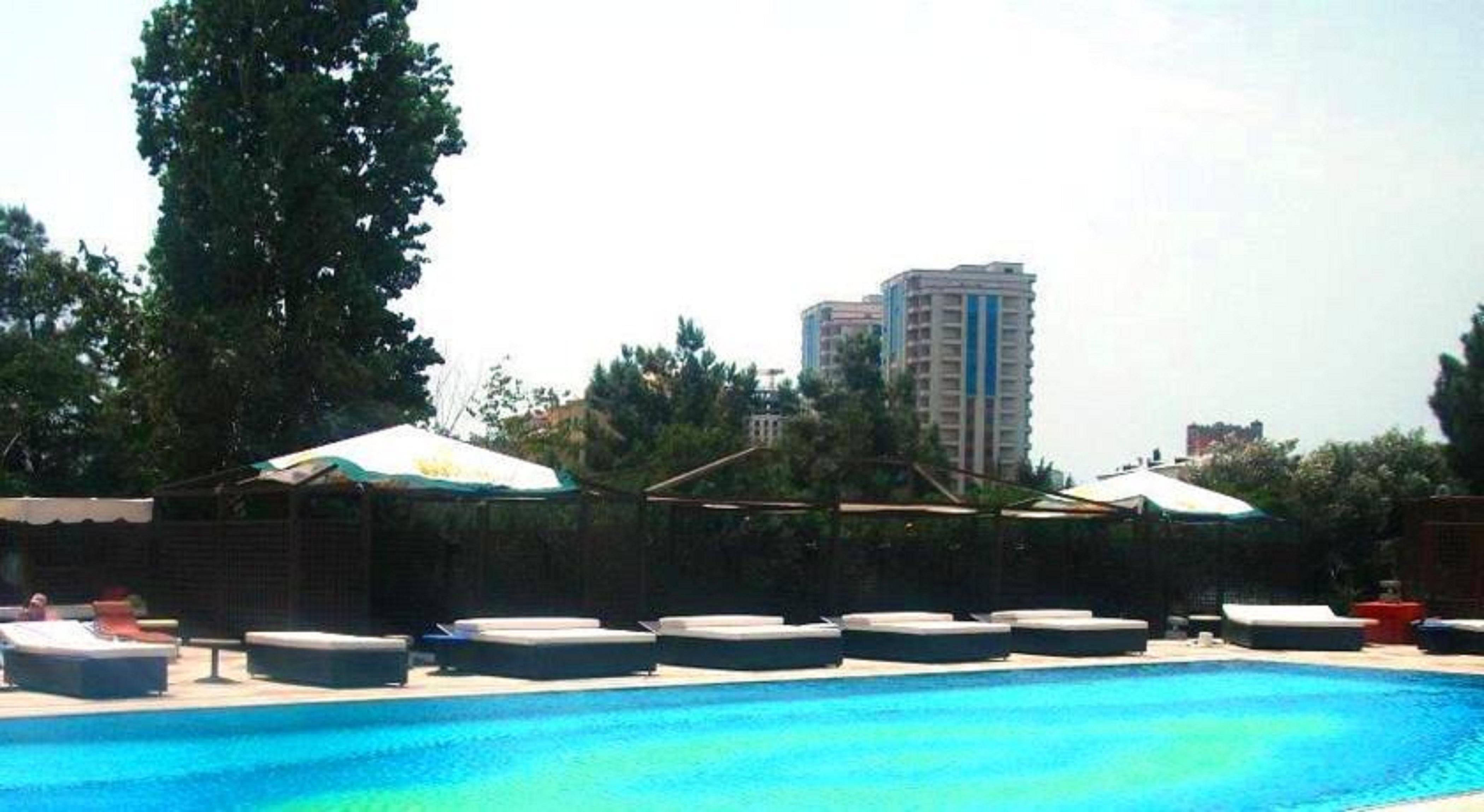 Grand Hotel Europe Baku Bagian luar foto