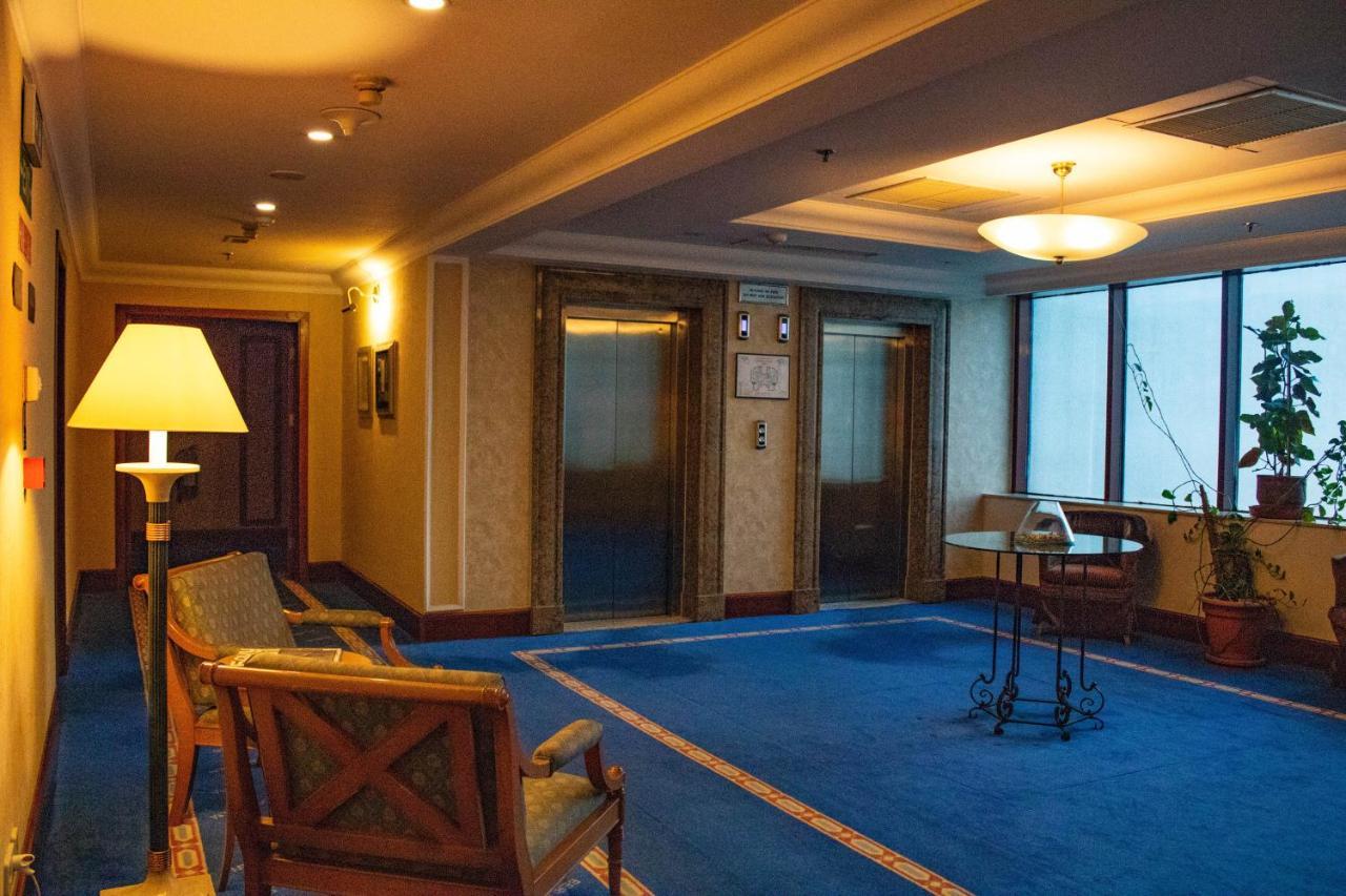 Grand Hotel Europe Baku Bagian luar foto